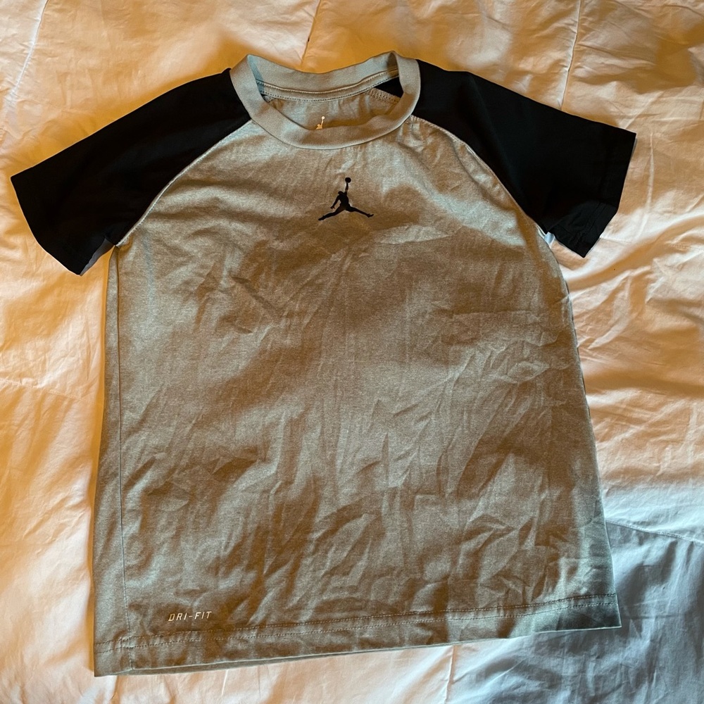 Jordan tee shirt EUC